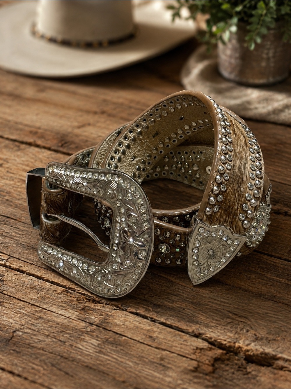 Nocona Ladies Scalloped Brown Hair-On Leather Belt N3416102